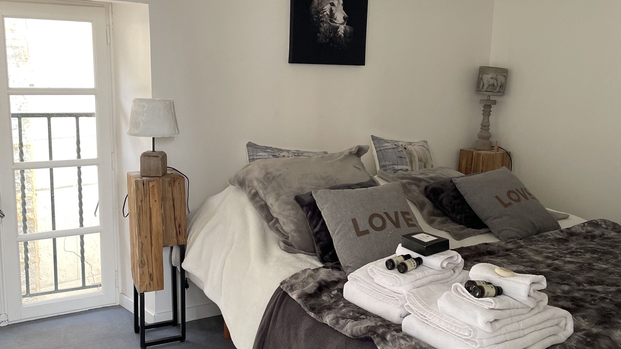 Photo of Bedroom in Mont-Louis