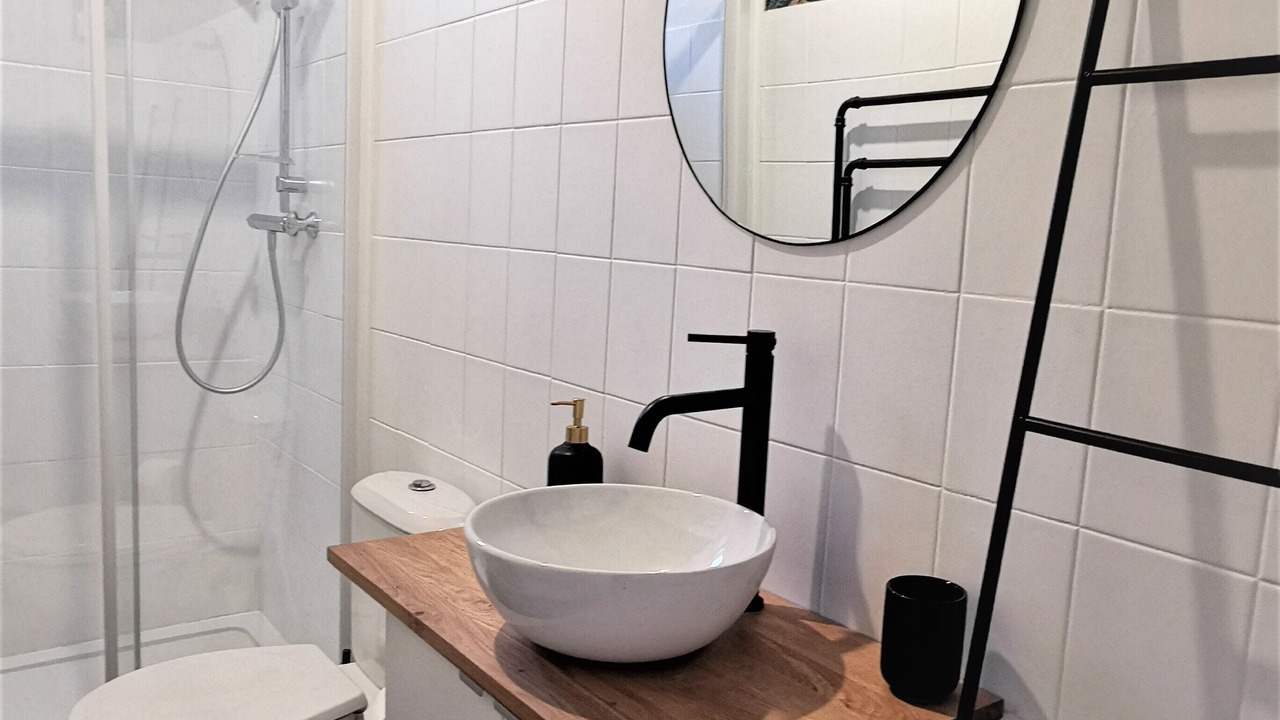 Photo of Bathroom in Villers-Semeuse
