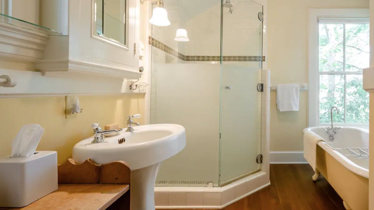 Photo of Bathroom in Grass Valley