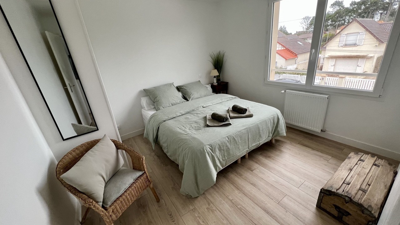 Photo of Bedroom in Ouistreham
