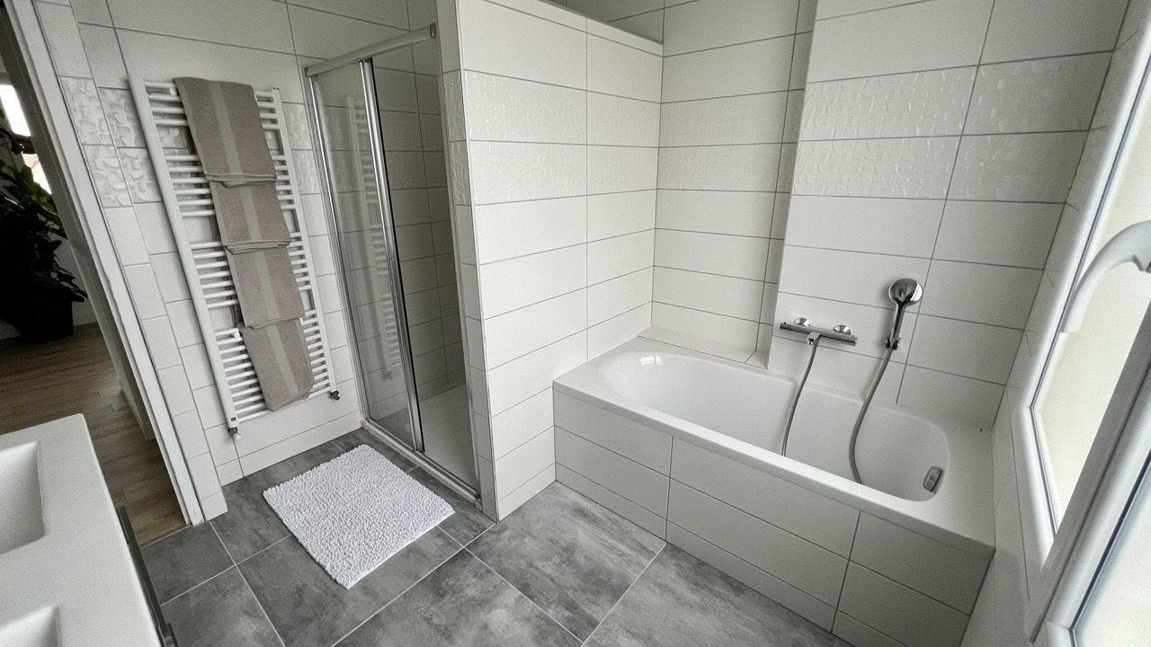 Photo of Bathroom in Ouistreham