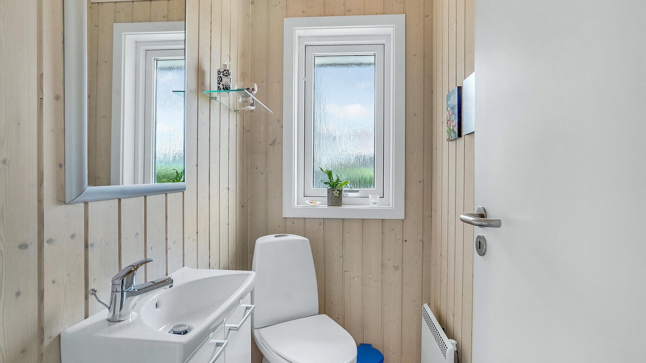 Photo of Bathroom in Hojslev