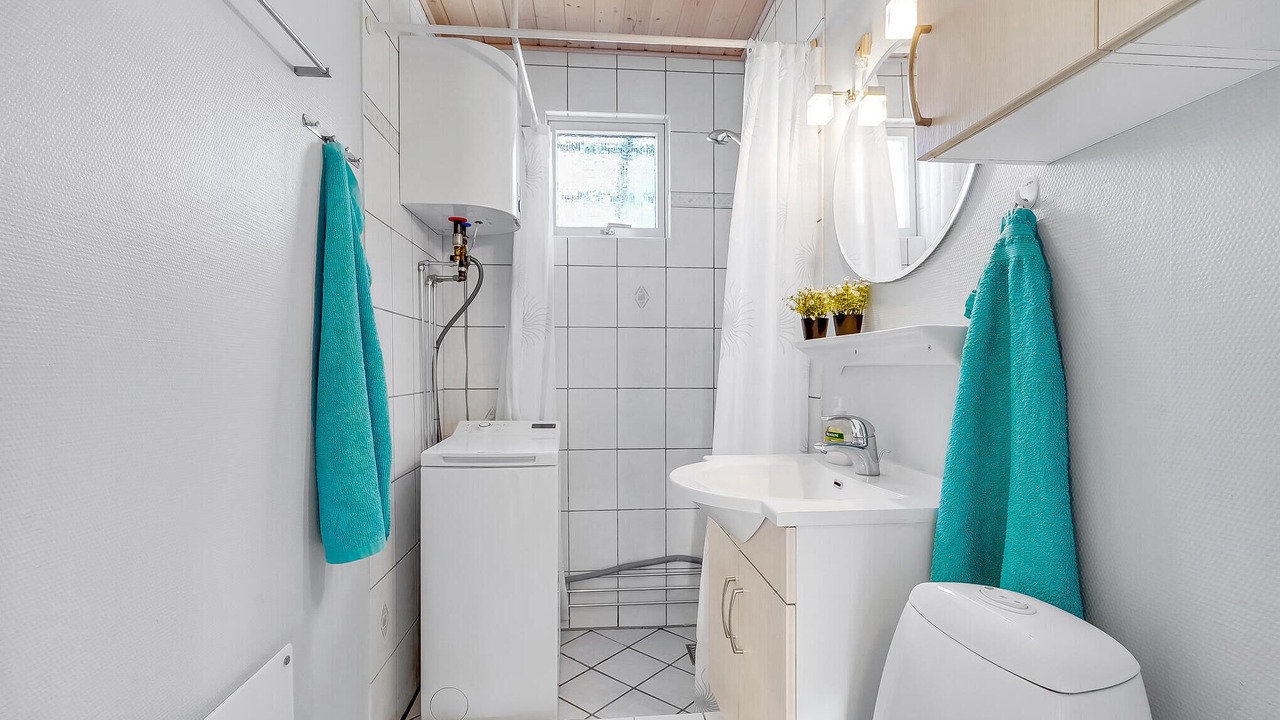 Photo of Bathroom in Karrebksminde