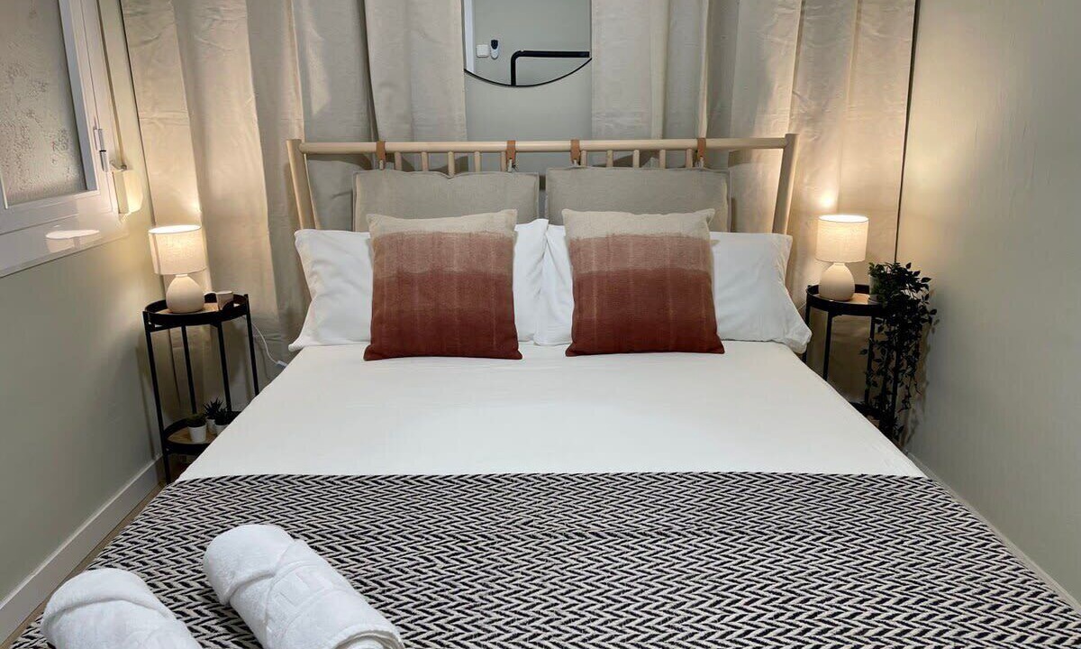 Photo of Bedroom in El Poble-sec