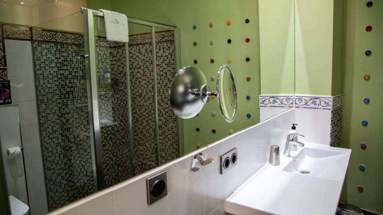 Photo of Bathroom in Andujar