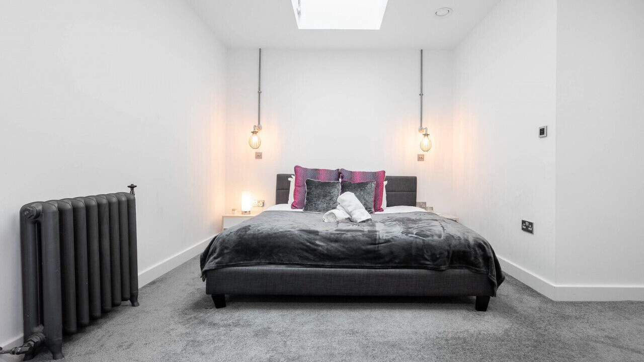 Photo of Bedroom in Birmingham City Centre