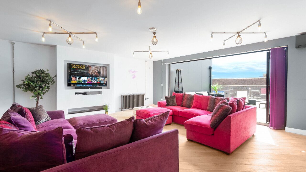 Photo of Livingroom in Birmingham City Centre