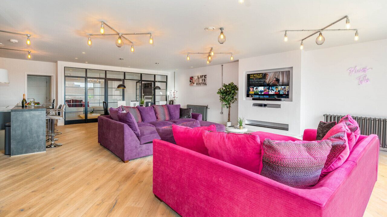 Photo of Livingroom in Birmingham City Centre