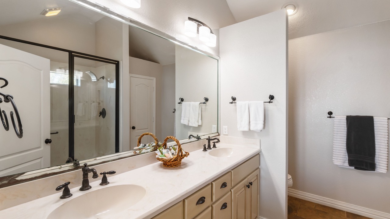 Photo of Bathroom in Mabank