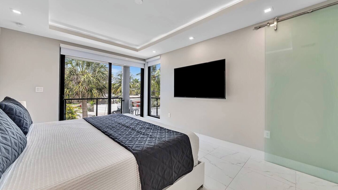 Photo of Bedroom in Tarpon River