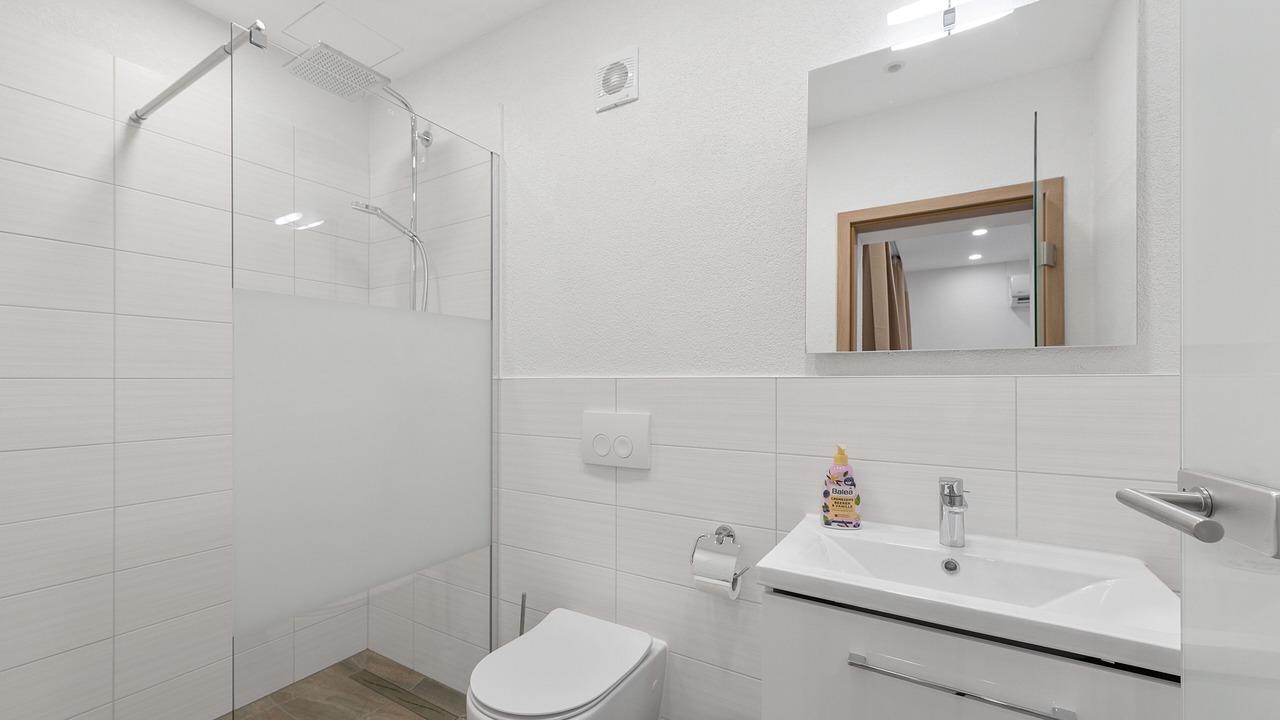 Photo of Bathroom in Rogocana