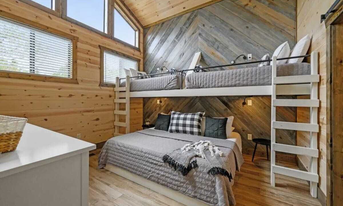 Photo of Bedroom in Golden