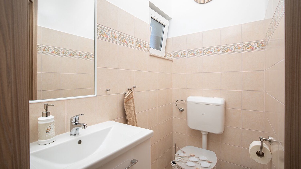 Photo of Bathroom in Skatari