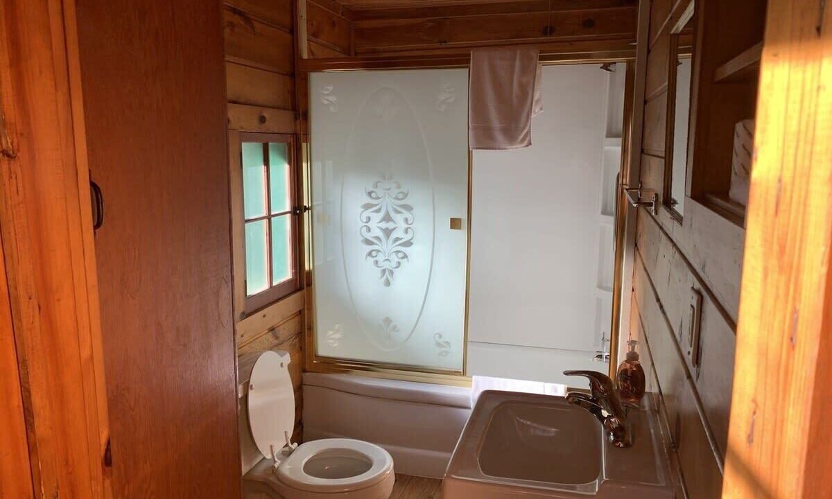 Photo of Bathroom in Woodruff