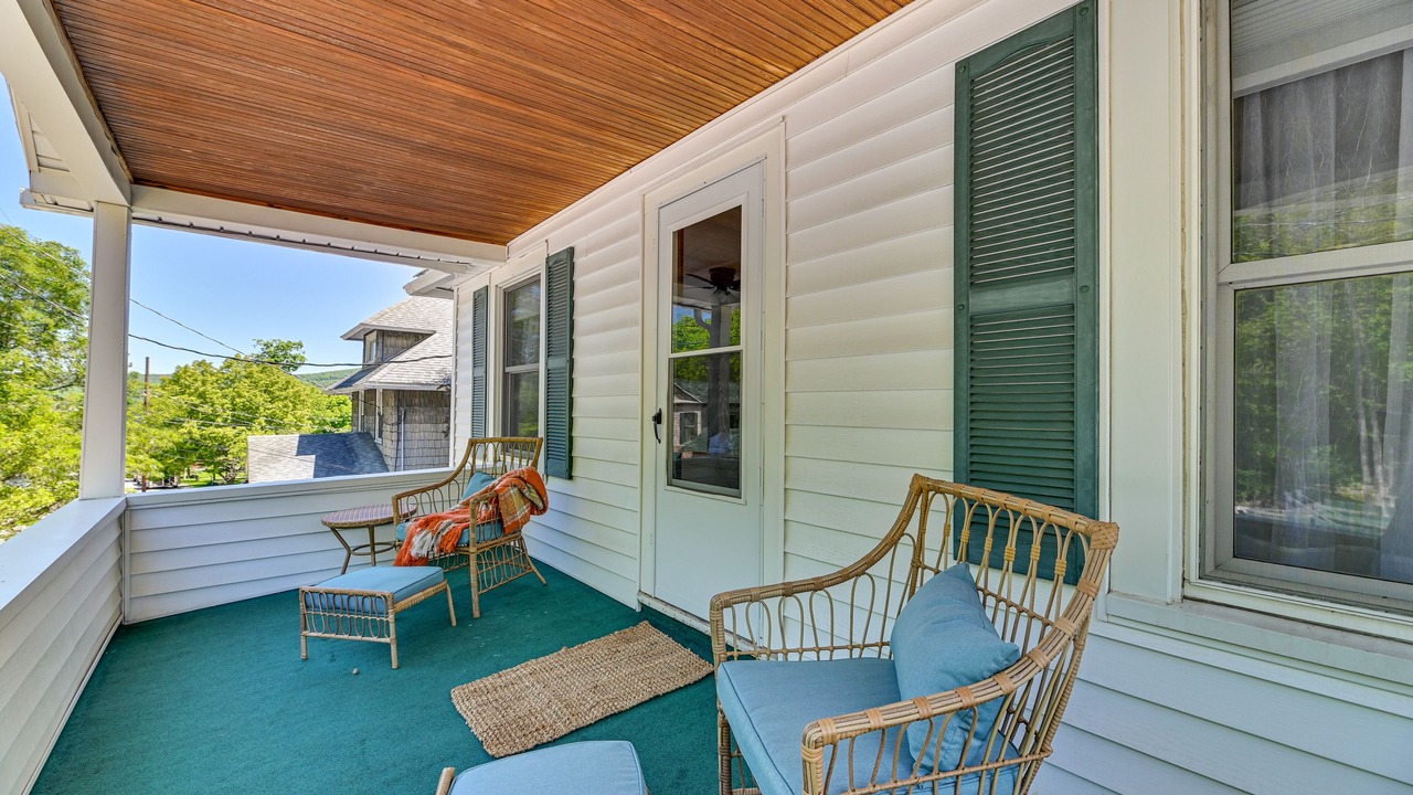 Photo of Patio Balcony in Hammondsport