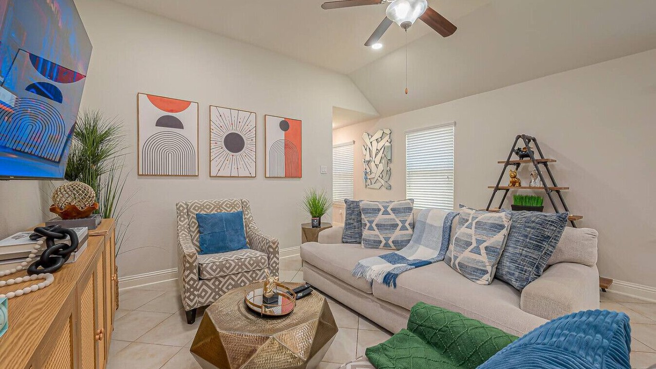 Photo of Livingroom in Humble