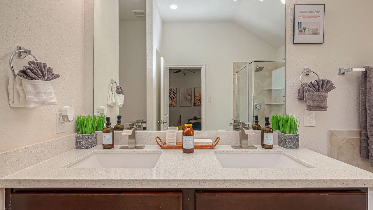 Photo of Bathroom in Humble