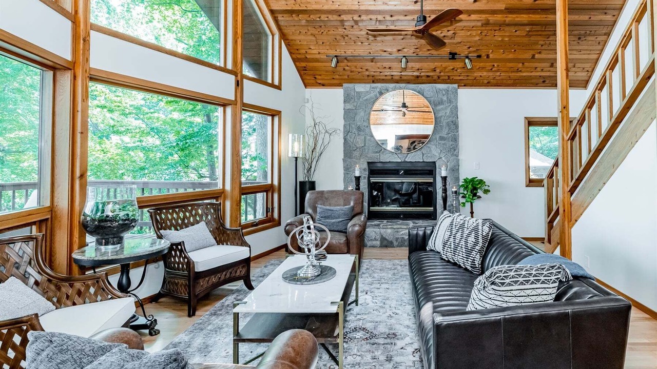 Photo of Livingroom in Littleton