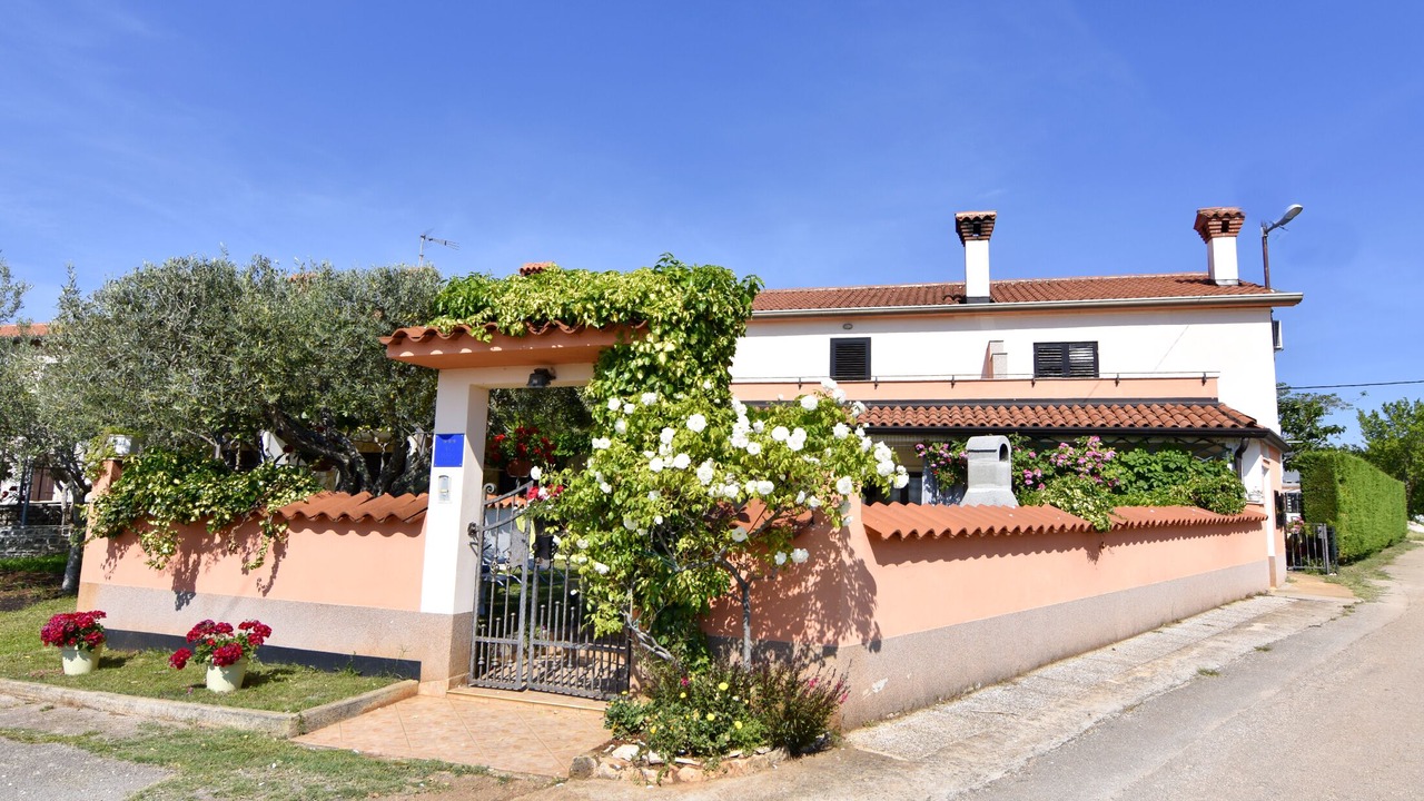 Photo of Outdoor in Radini