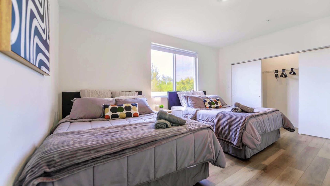 Photo of Bedroom in Golden Glades