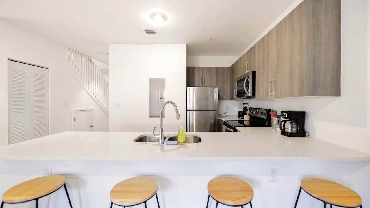 Photo of Kitchen in Golden Glades