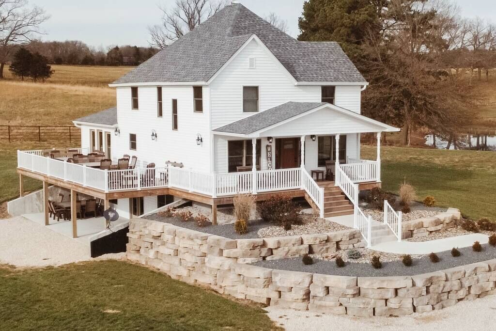Photo of Others in Owensville