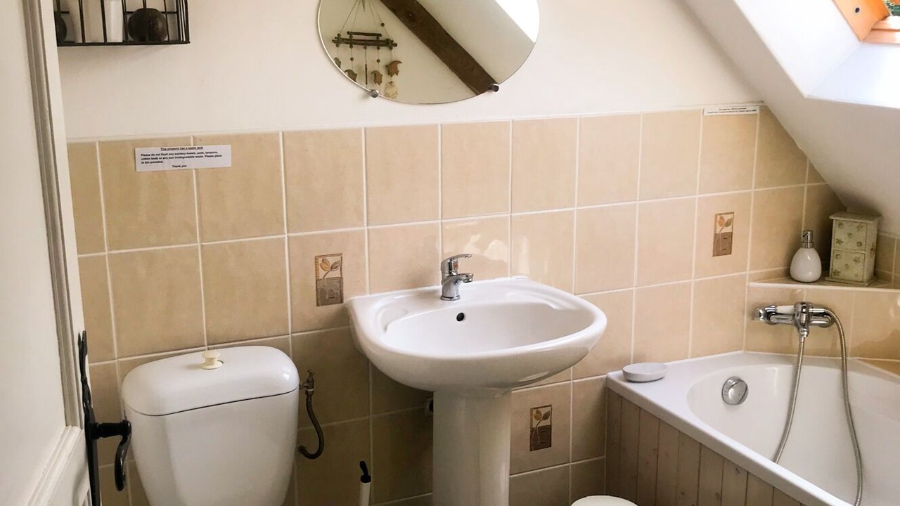 Photo of Bathroom in Saint-Nicolas des Eaux
