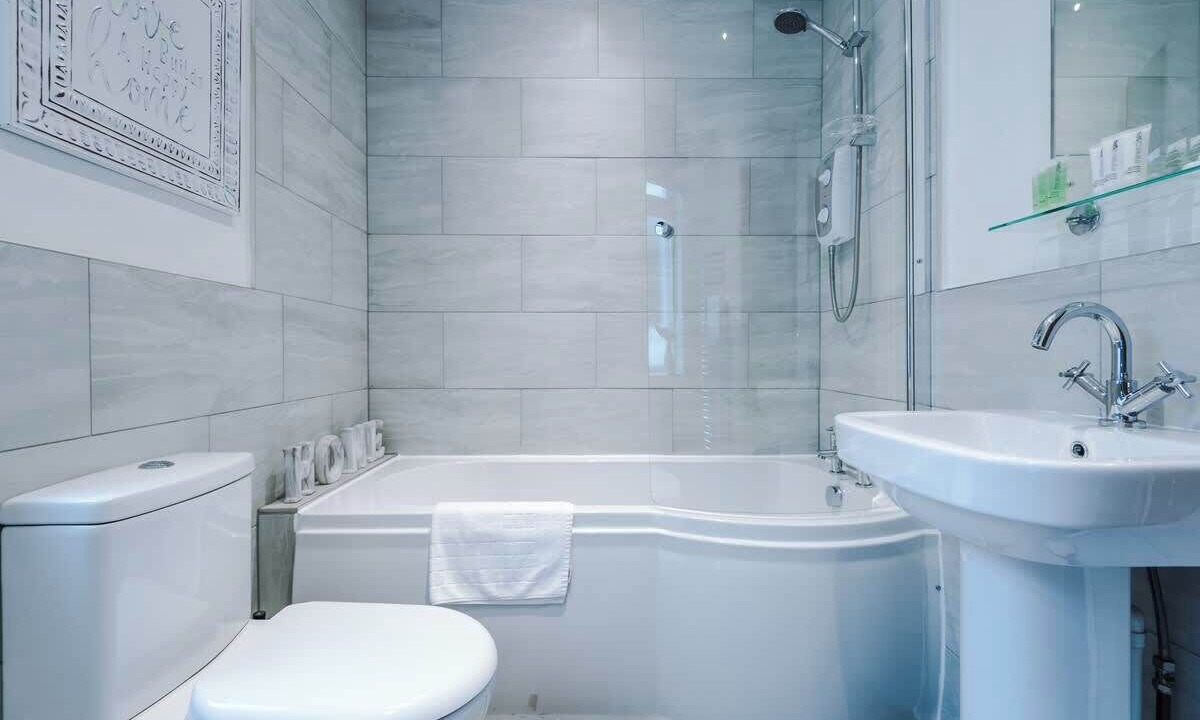 Photo of Bathroom in Hoole