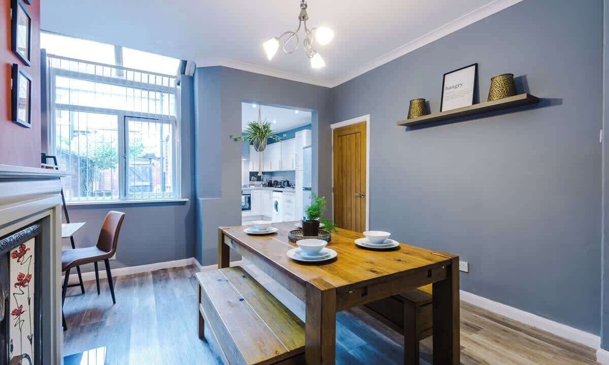 Photo of Others in Hoole