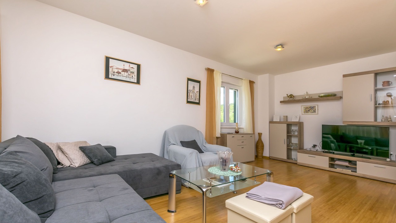 Photo of Livingroom in Marina