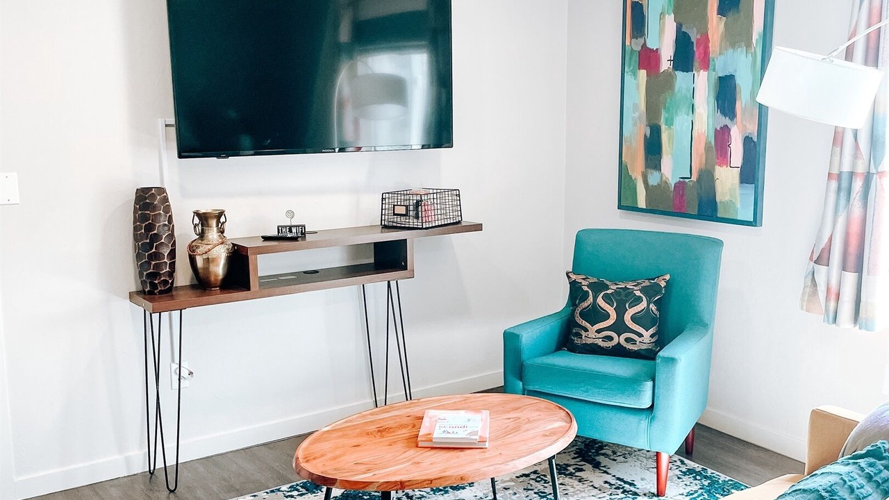 Photo of Livingroom in Midtown