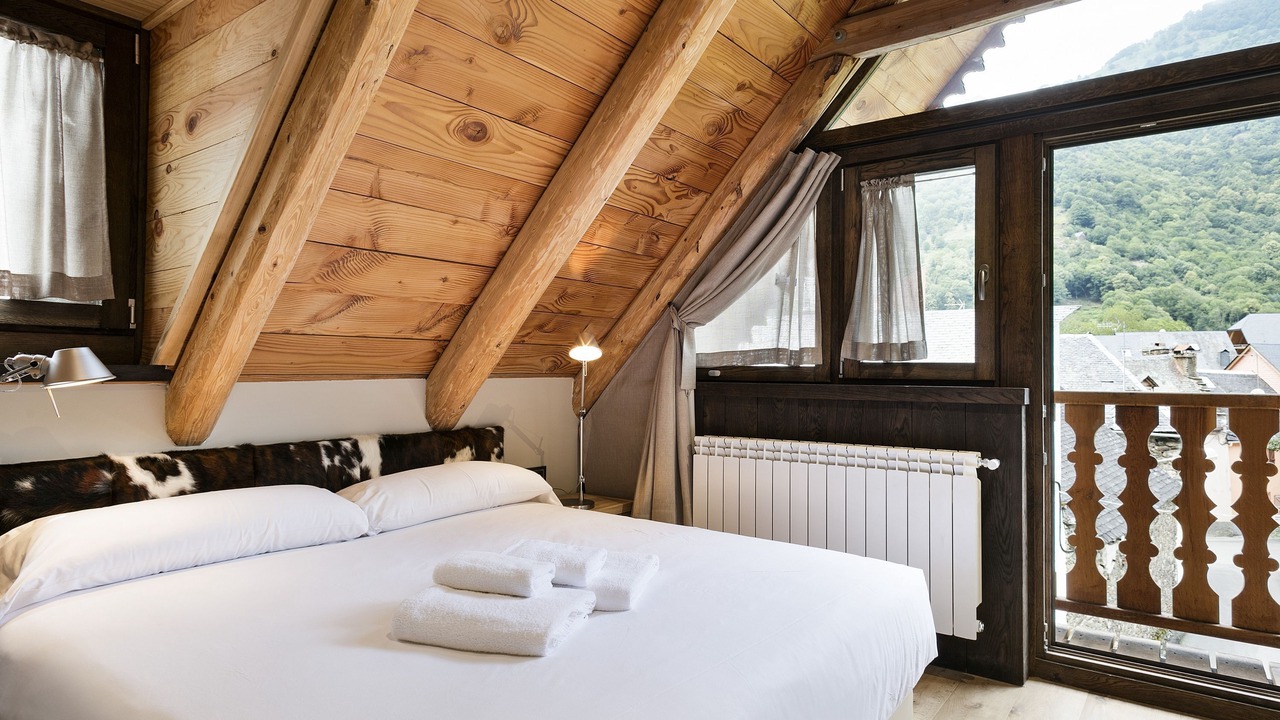 Photo of Bedroom in Les