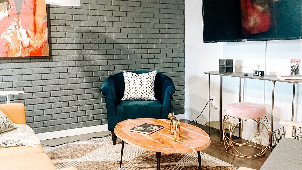 Photo of Livingroom in Midtown