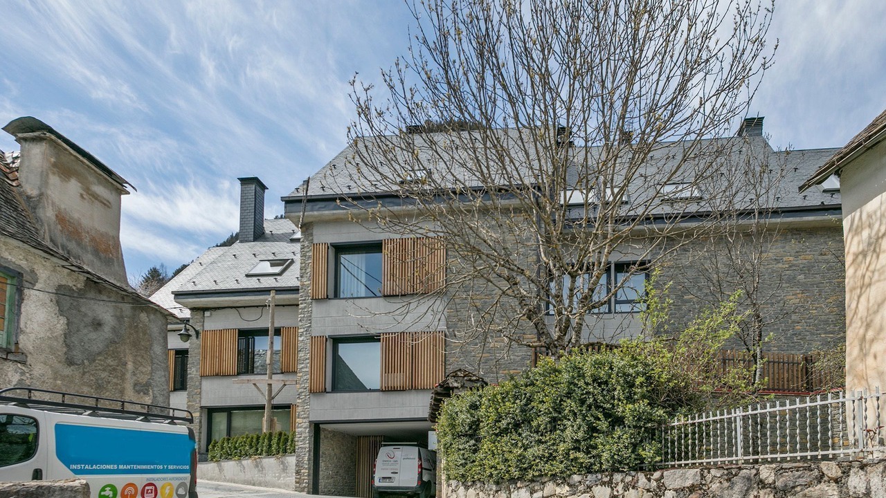 Photo of Outdoor in Arties