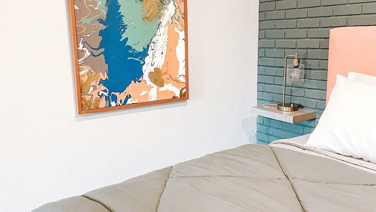 Photo of Bedroom in Midtown