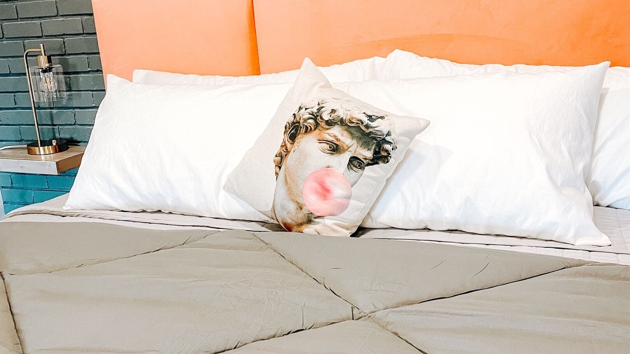 Photo of Bedroom in Midtown
