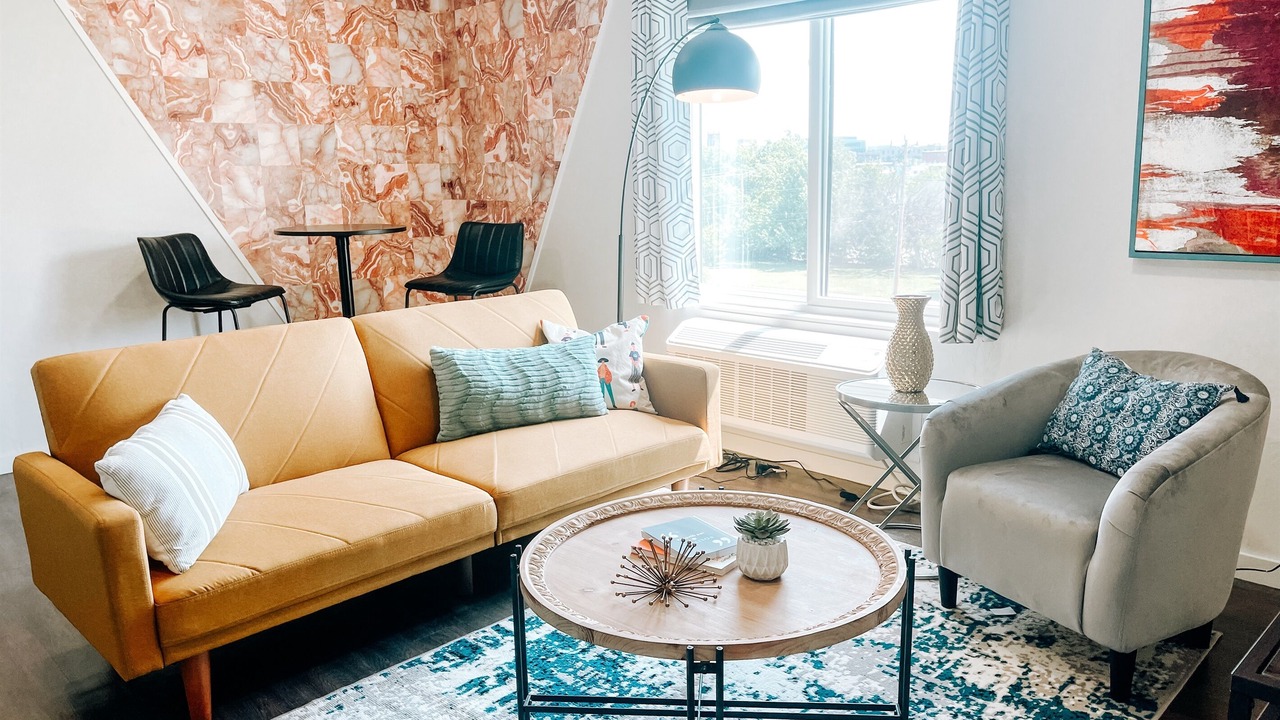 Photo of Livingroom in Midtown