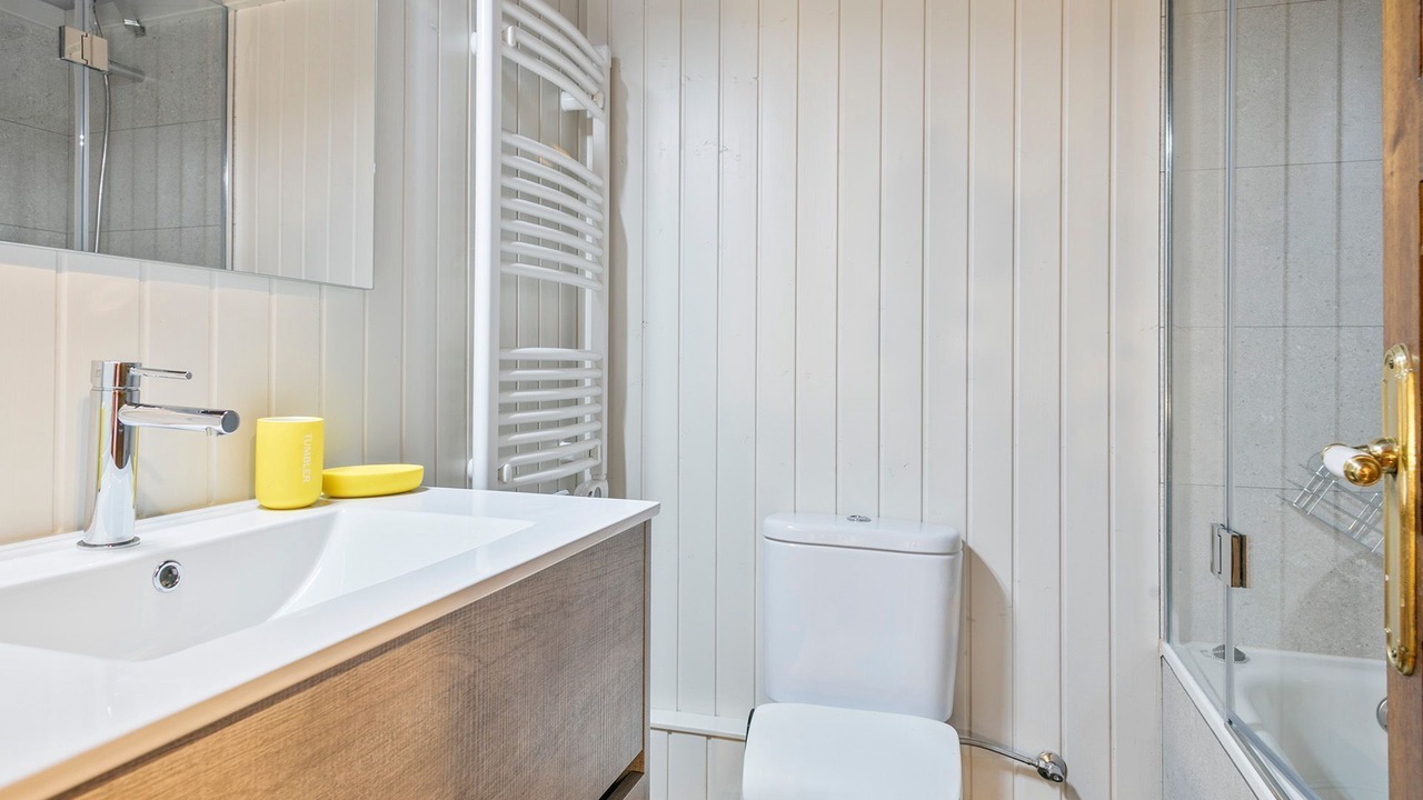 Photo of Bathroom in Arties