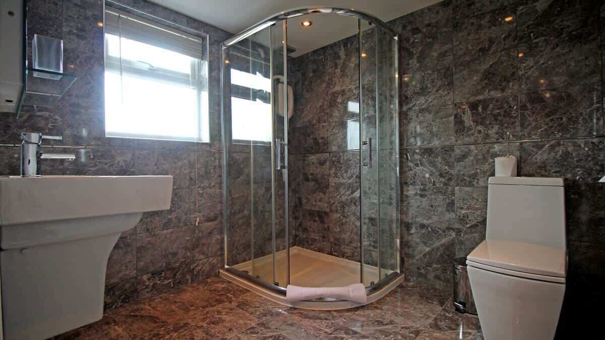 Photo of Bathroom in Hoole