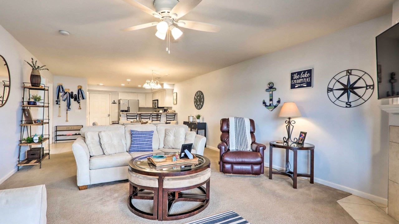 Photo of Livingroom in Camdenton