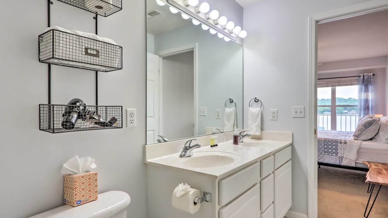 Photo of Bathroom in Camdenton