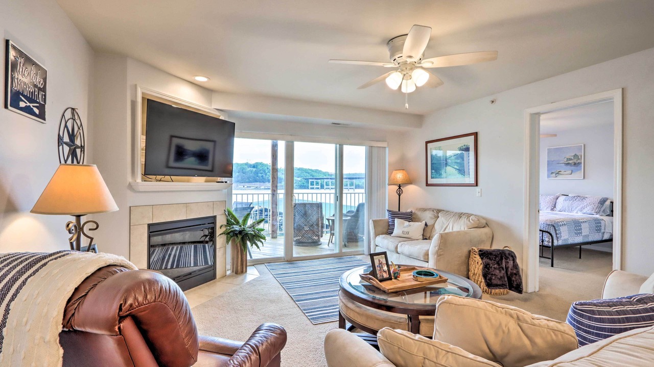 Photo of Livingroom in Camdenton
