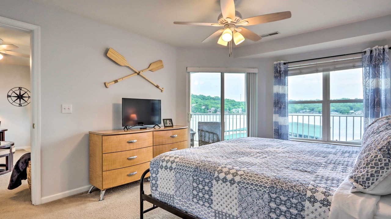 Photo of Bedroom in Camdenton