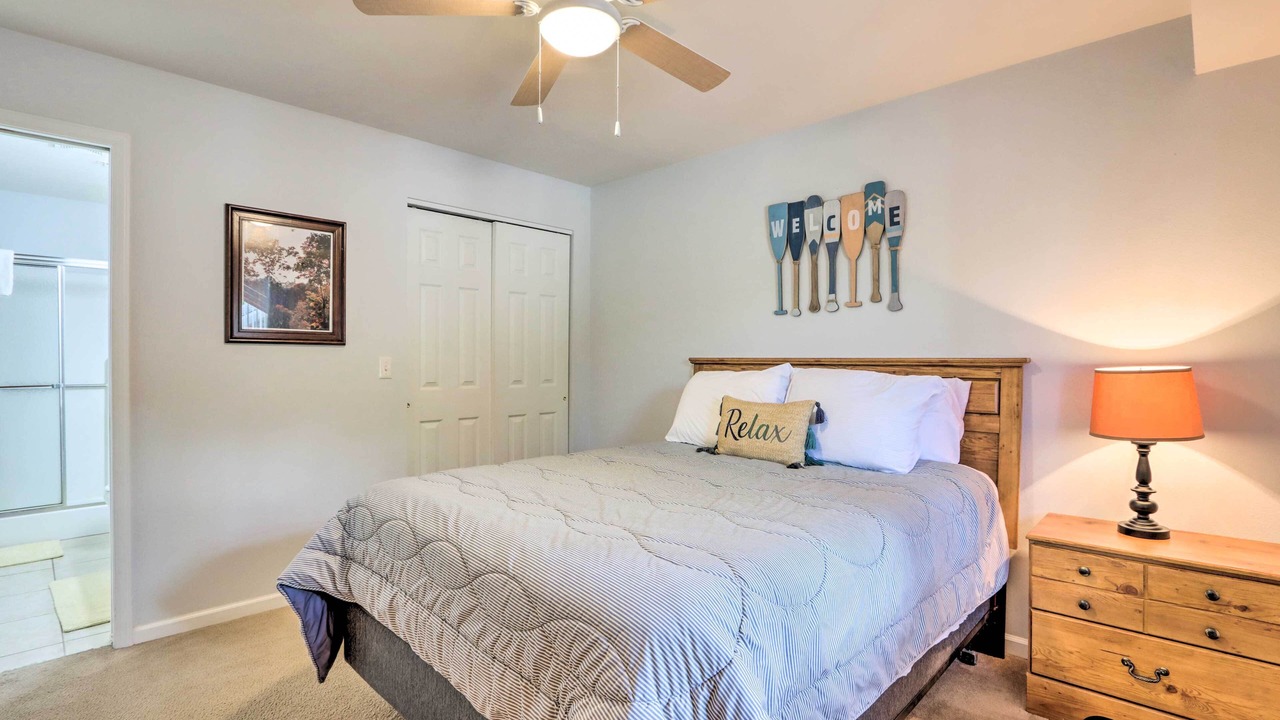Photo of Bedroom in Camdenton