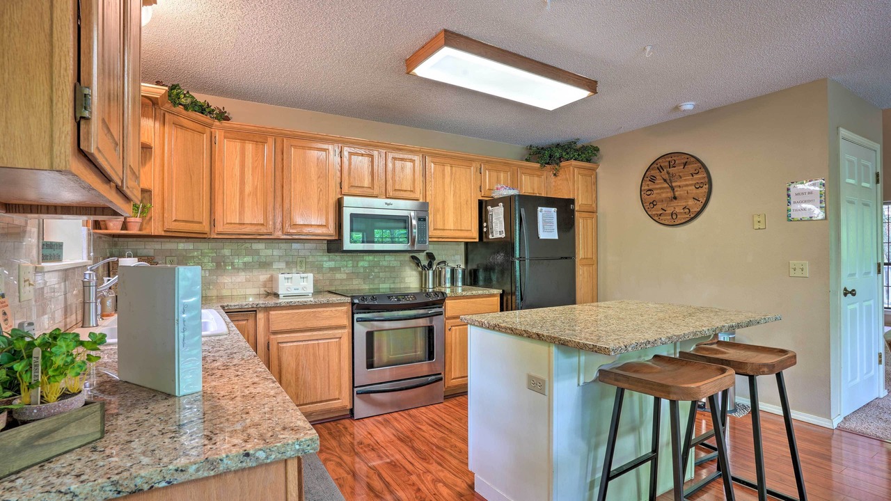 Photo of Kitchen in Lost Bridge Village