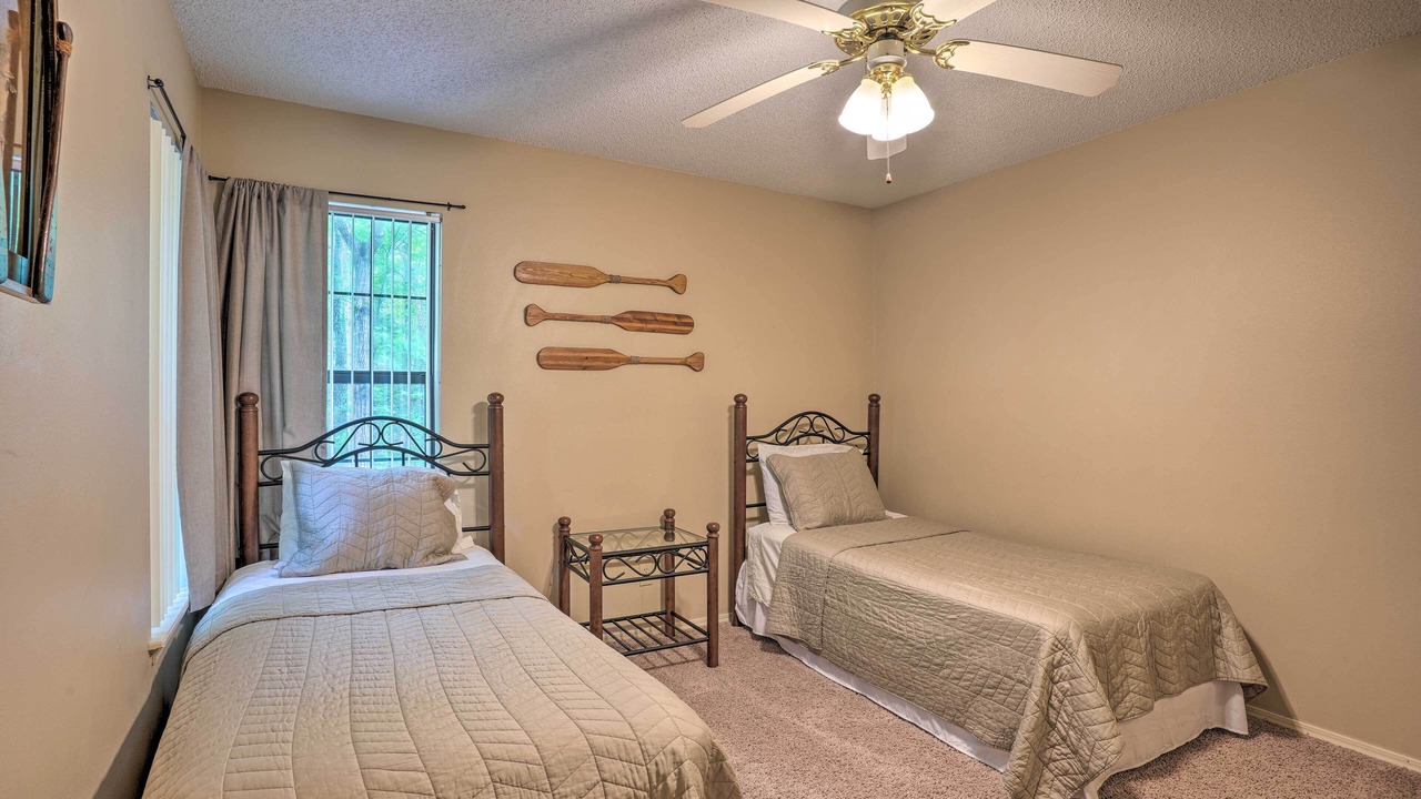 Photo of Bedroom in Lost Bridge Village