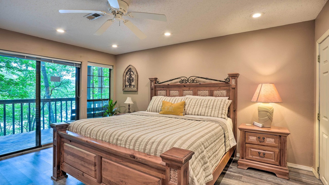 Photo of Bedroom in Lost Bridge Village