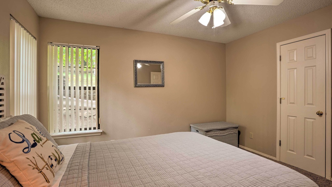 Photo of Bedroom in Lost Bridge Village