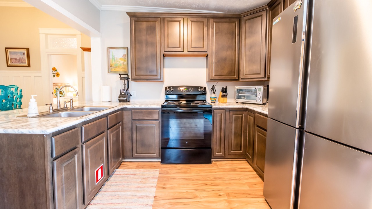 Photo of Kitchen in Historic Garderns