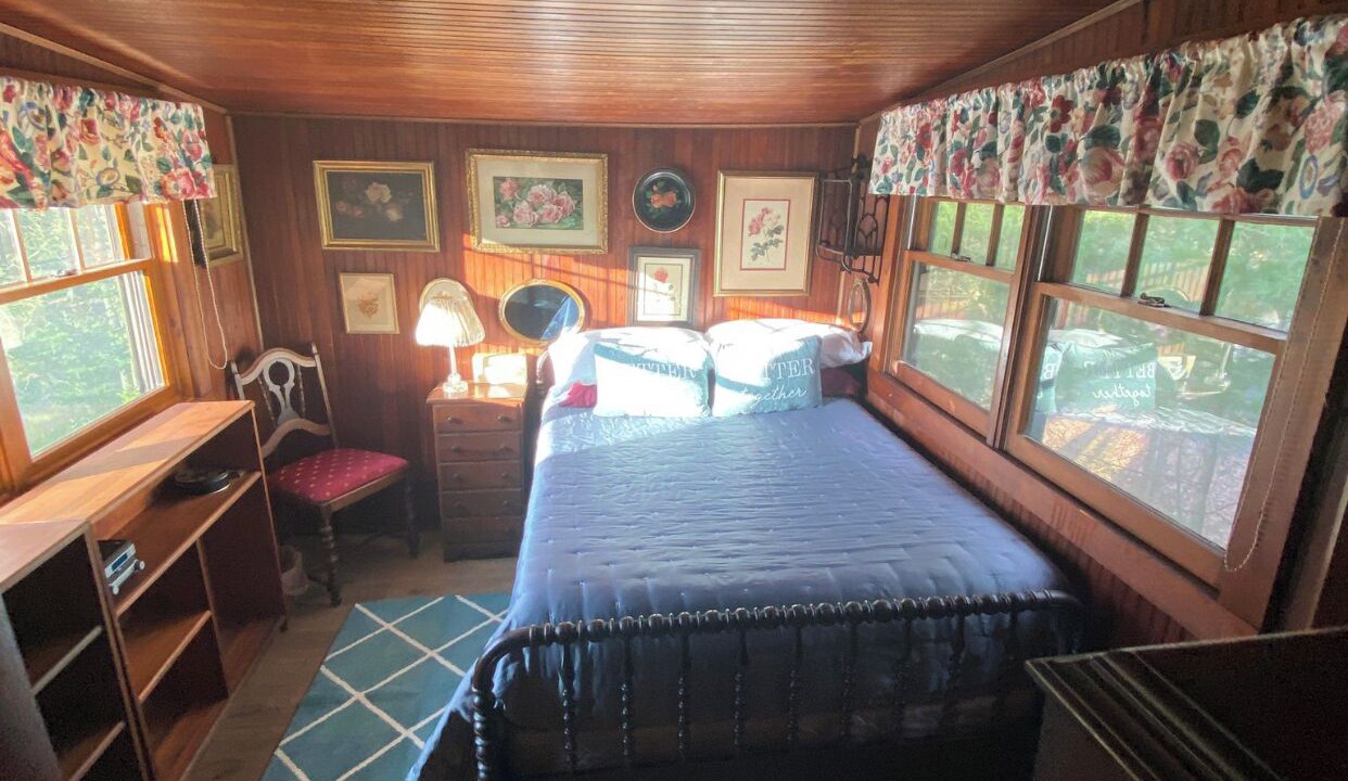 Photo of Bedroom in Smallwood